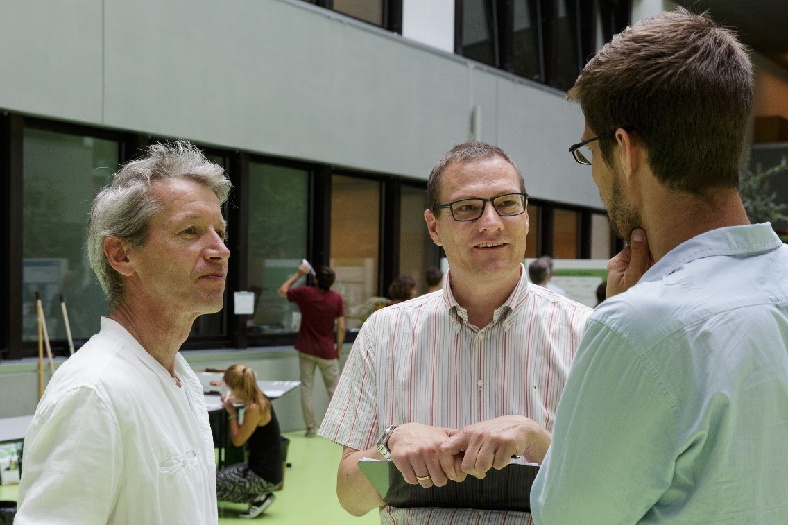Enlarged view: Pius Krütli, co-director TdLab and Patric van der Haegen from Eberhard Enterprises with Greg Meylan, PostDoc at TdLab (from left to right)